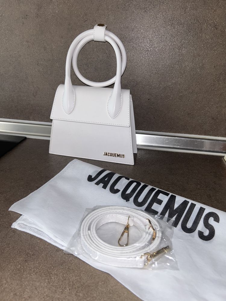 Чанта Jacquemus(3 цвята)