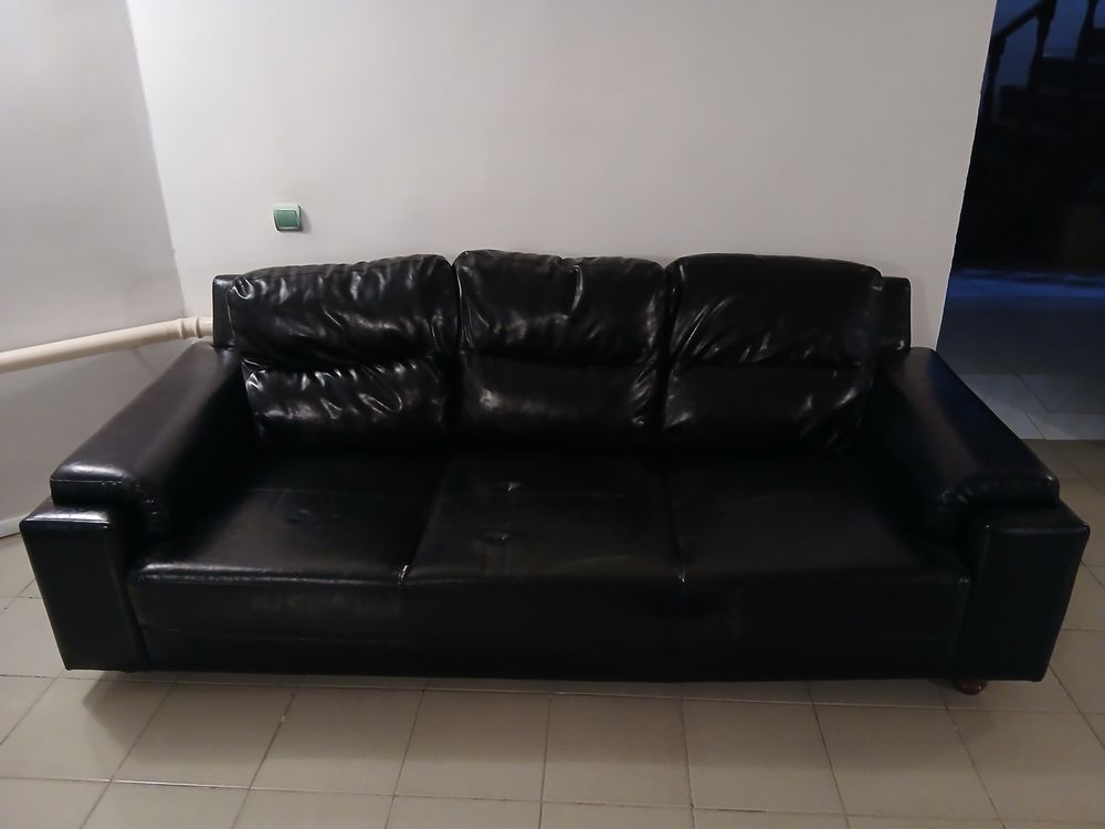Продается б/у диван