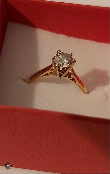 Inel logodna aur 18 carate, cu diamant 0,50 carate model vintage.