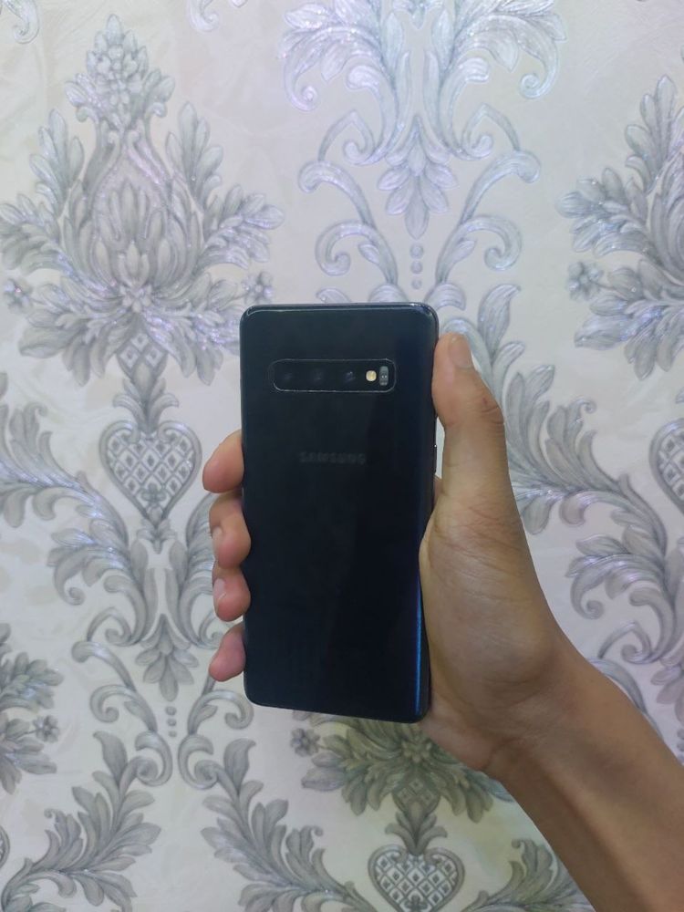 Samsung S10 8/128GB