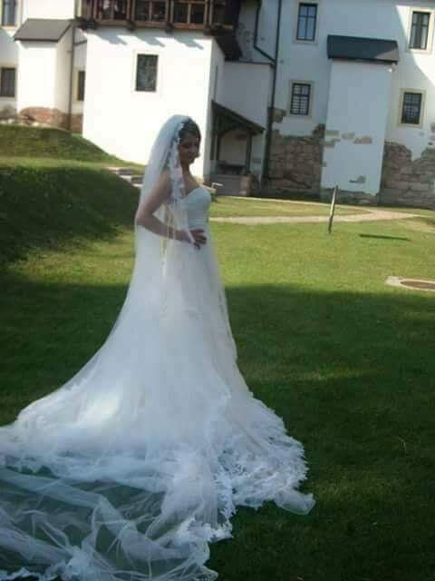 Rochie mireasa pronovias