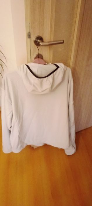 Мъжко худи на Зара.Ново.