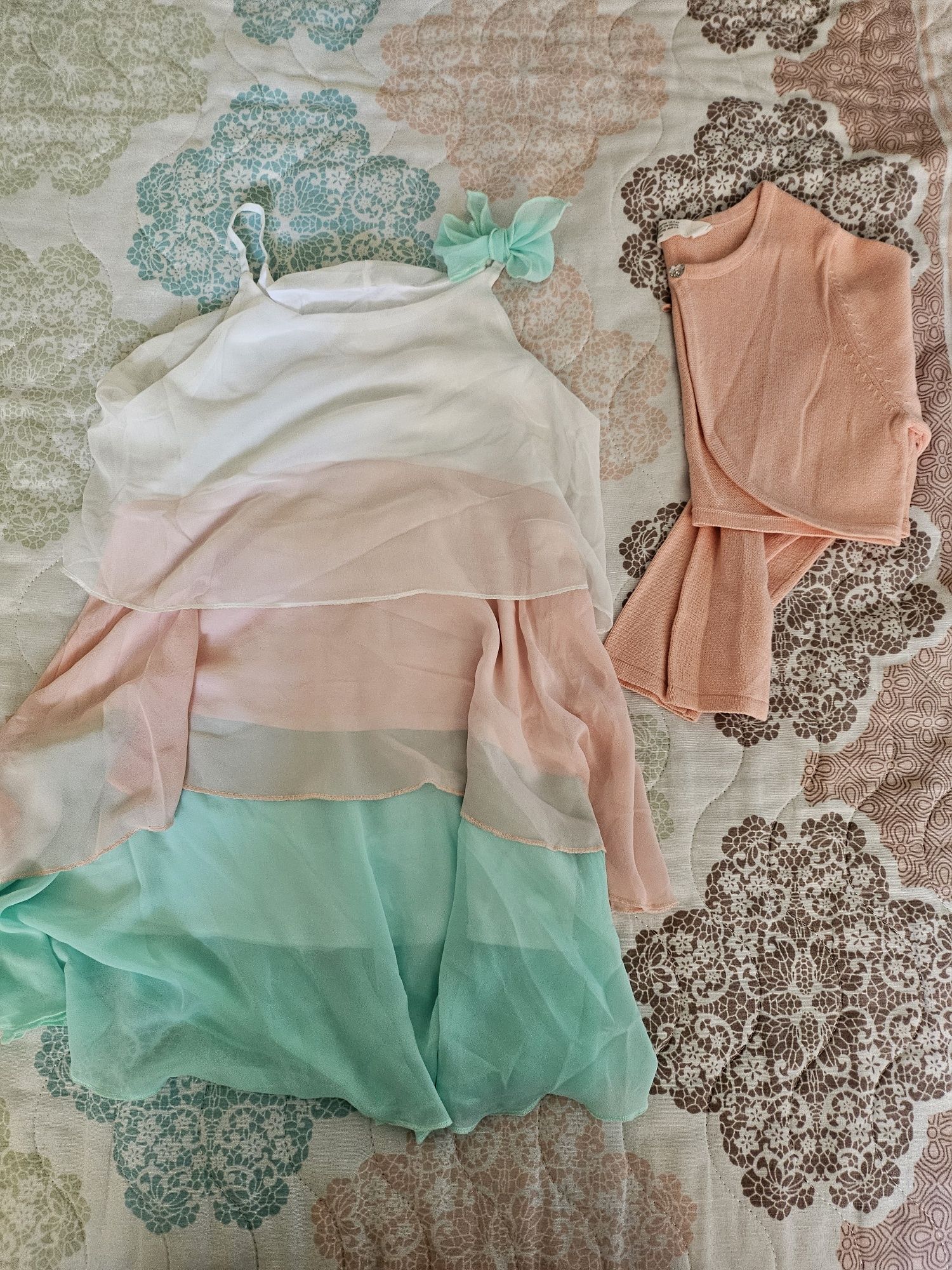 Дрешки H&M, Reserved 134 см.