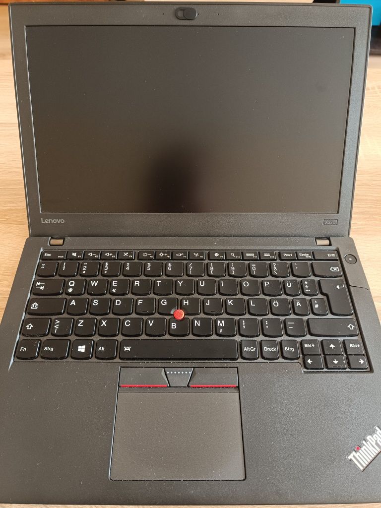 Лаптоп Lenovo X270