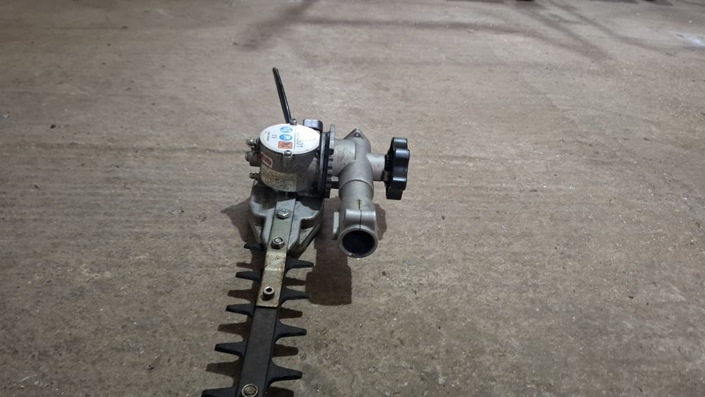 Adaptor cositoare gard viu