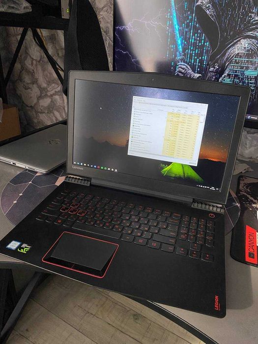 Ноутбук игровой / intel i5-7300HQ / 16 RAM / GTX 1050 / SSD 512 GB