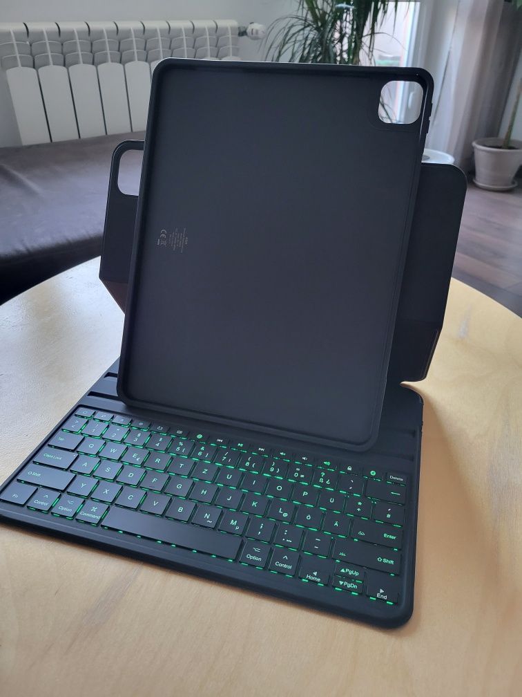 Калъф с клавиатура ESR за iPad Pro 12.9 2018 - 2022