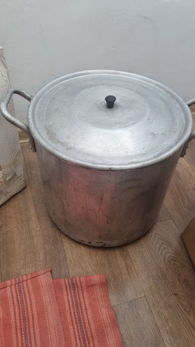 Продам алюминиевые кострюли