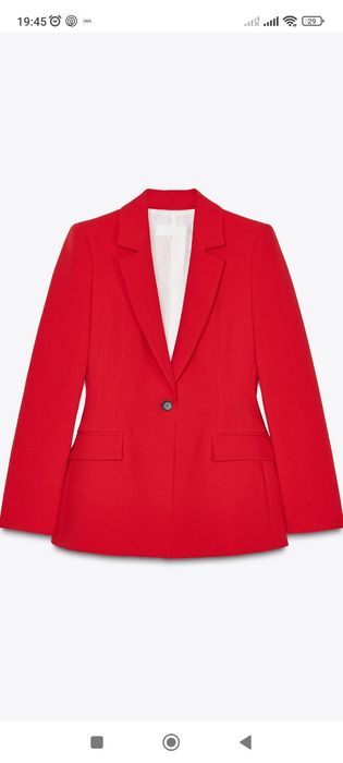 Червен костюм Зара
