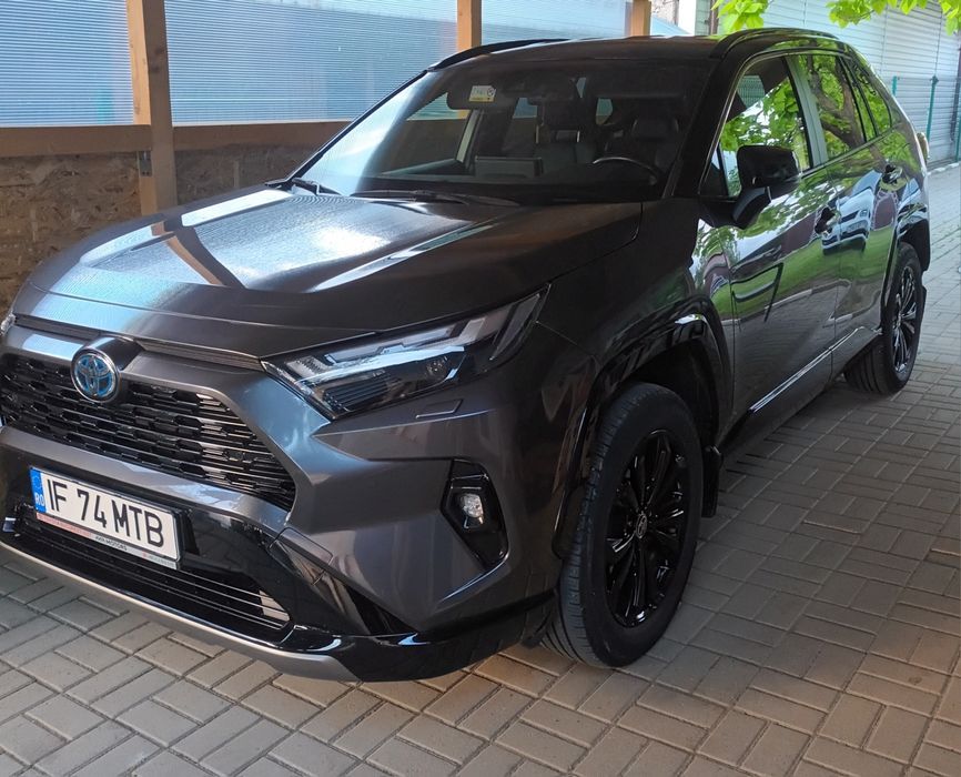 Vând Toyota Rav 4Hibrid