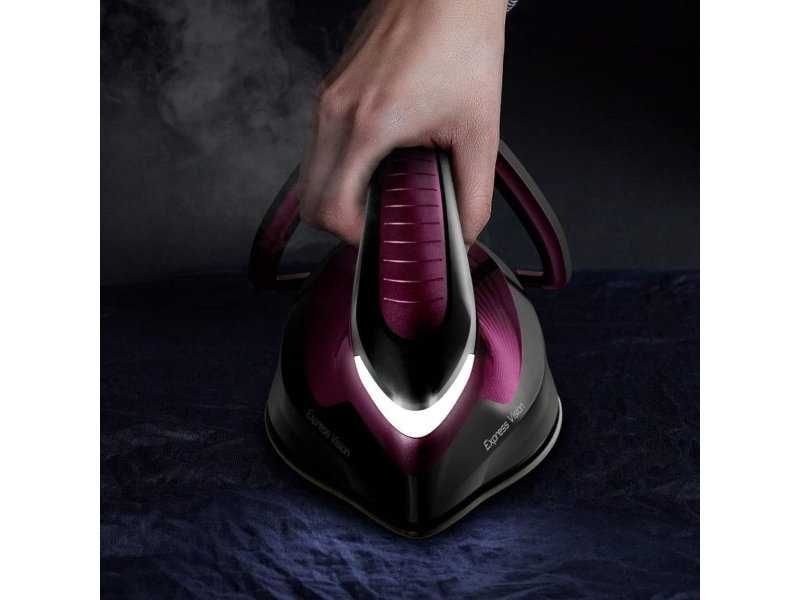 Ютия с Мощен Парогенератор Calor SV8152C0