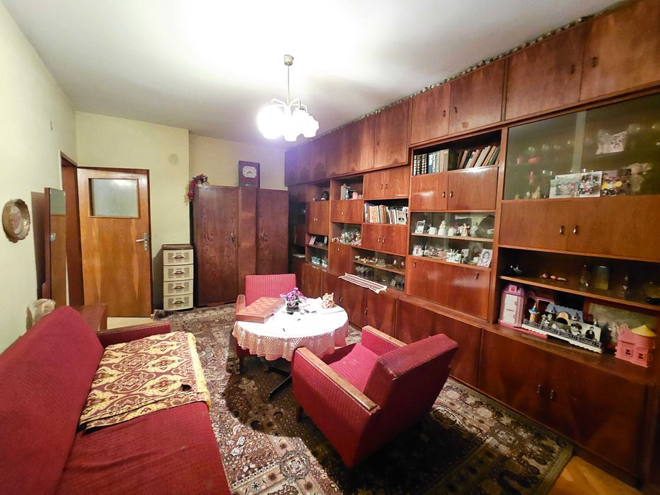 4-стаен тухлен апартамент кв. Акация