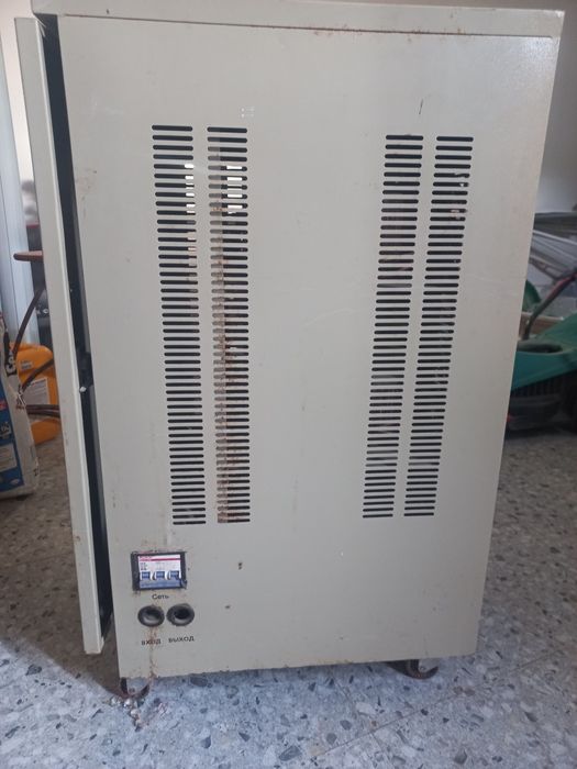 Продаётся Стабилизатор в отличном состоянии.