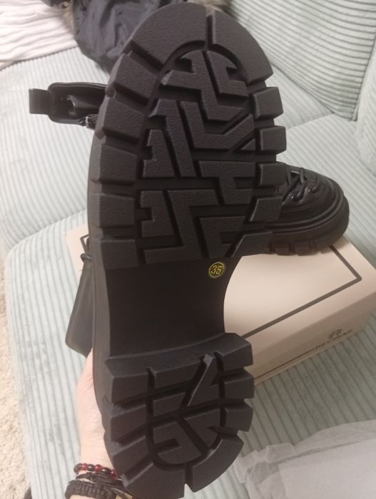 Super oferta bocanci dama noi