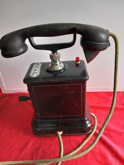Телефон Метален с Манивела