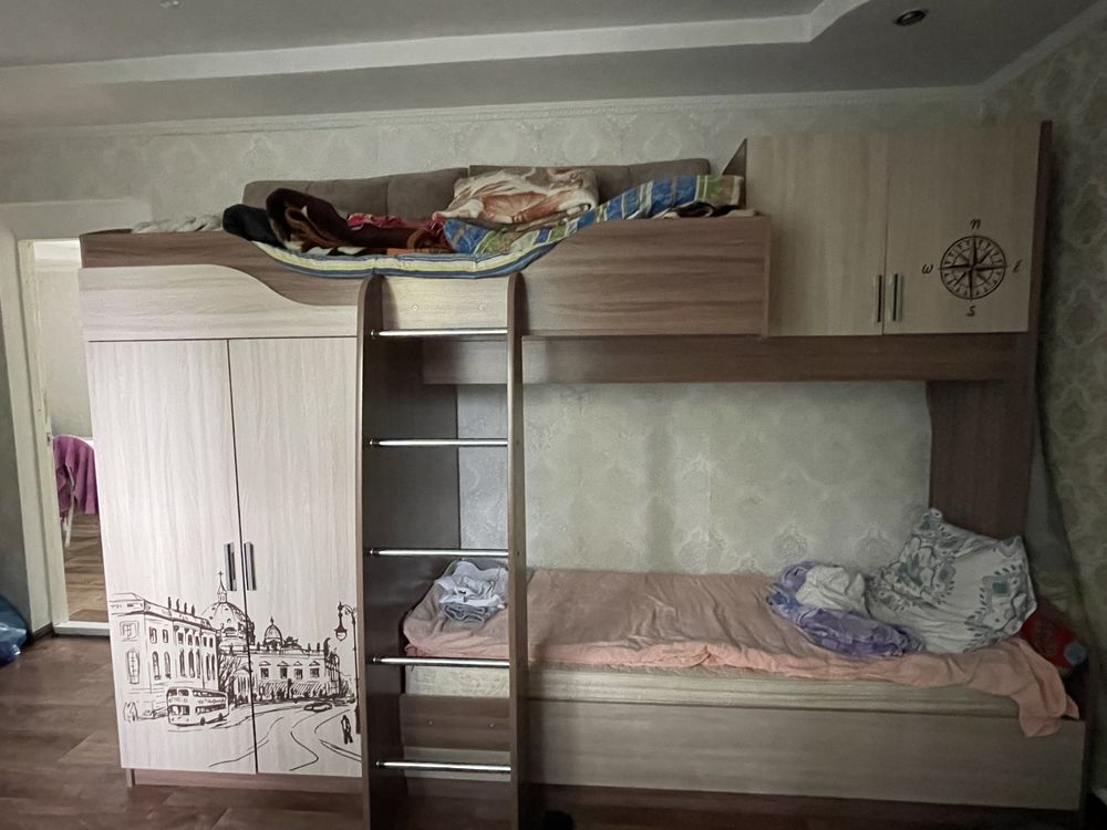 Продаю двухярусная кровать