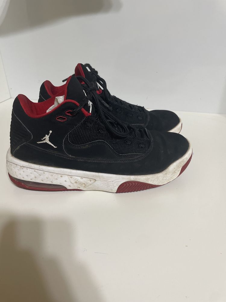 Jordan Max Aura 2 номер 37.5