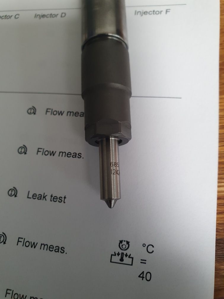 Injector reconditionat Bosch 0445110140 Mercedes Vito/Viano 2.2cdi