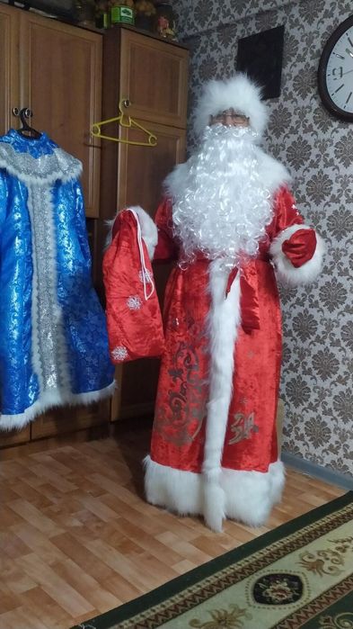 Прокат костюм Деда мороза и Снегурочки