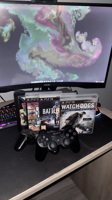 Playstation 3 със 4 игри и два джойстика!