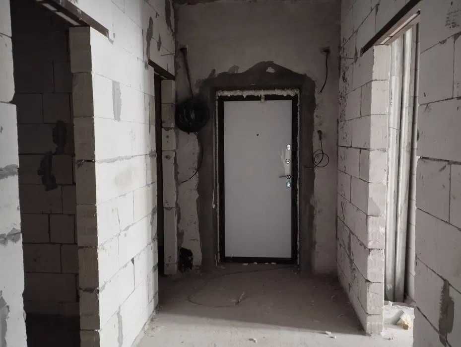 Юнусабад 2 Просторная трехкомнатная квартира-коробка  Метро Шахристан;