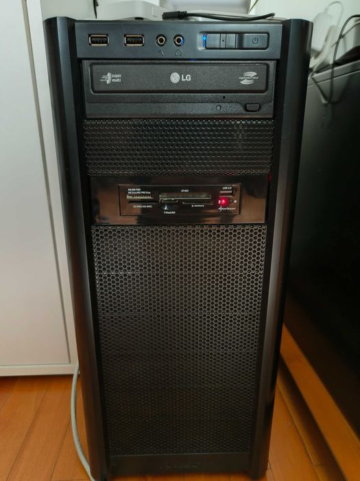 Desktop PC Asus  I7, 2.8 Ghz, 16Gb RAM, 320Gb HDD