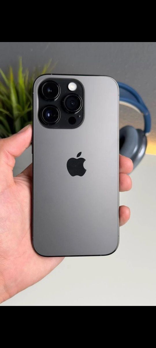 Оригинальный IPhone Xr в корпусе 15 про