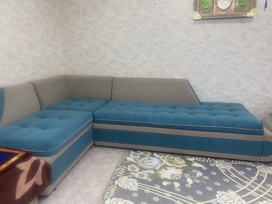 Для гостиной Диван