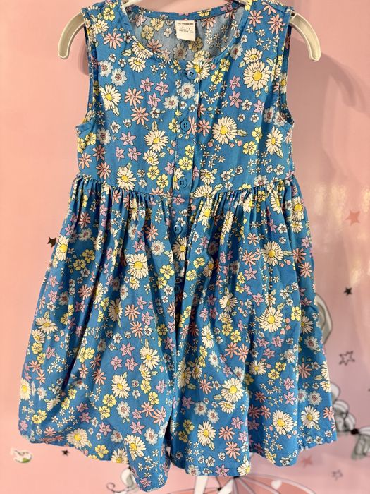 Rochite diverse pentru fetite intre 3-4 ani