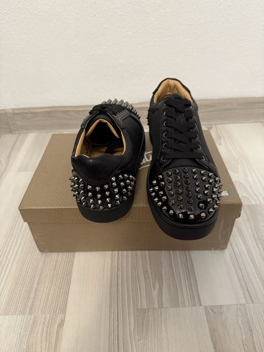 Adidasi Louboutin marimea 43