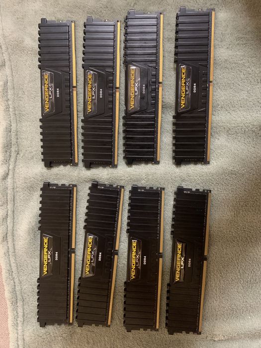 Memorie Corsair Vengeance LPX Black 16GB, DDR4, 2666MHz,3200MHz CL16