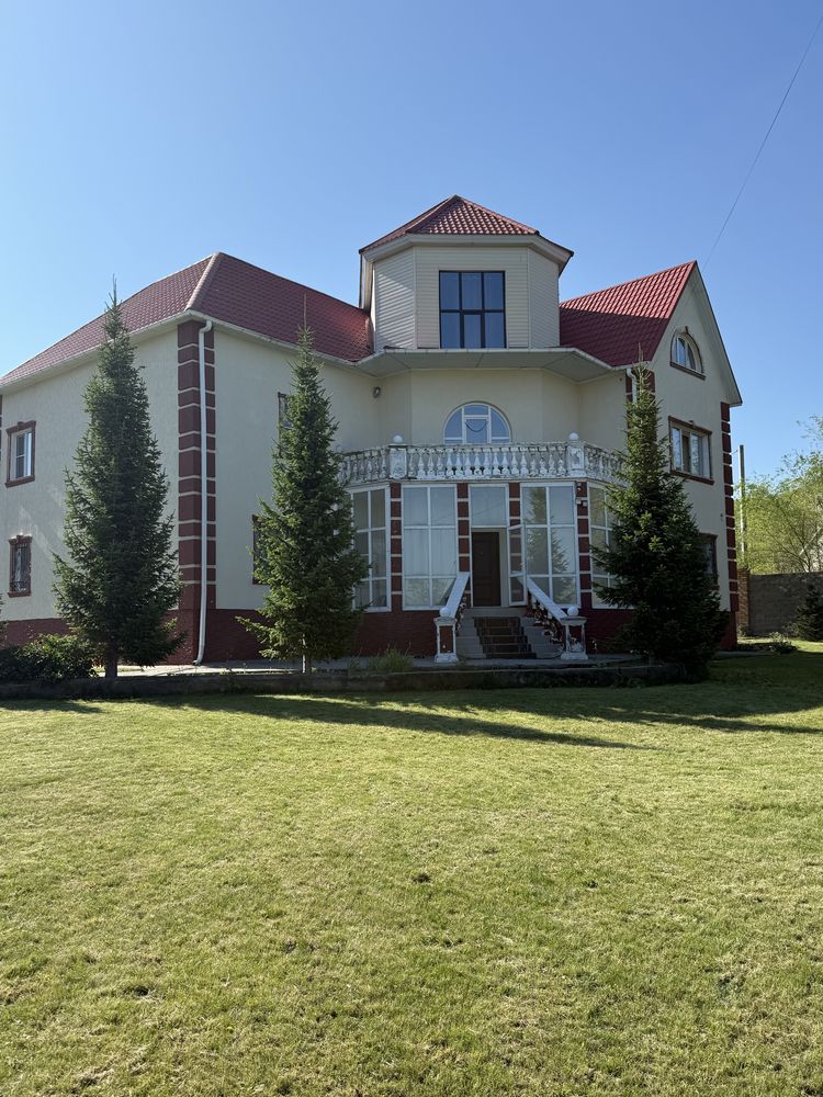 Продается дом 510 м2, 32 сотки , 4 уровня