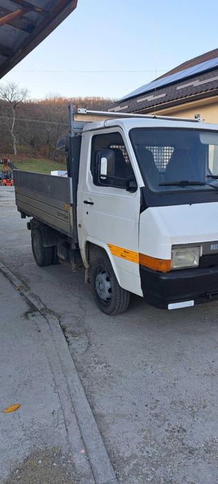 Nissan trade basculabil