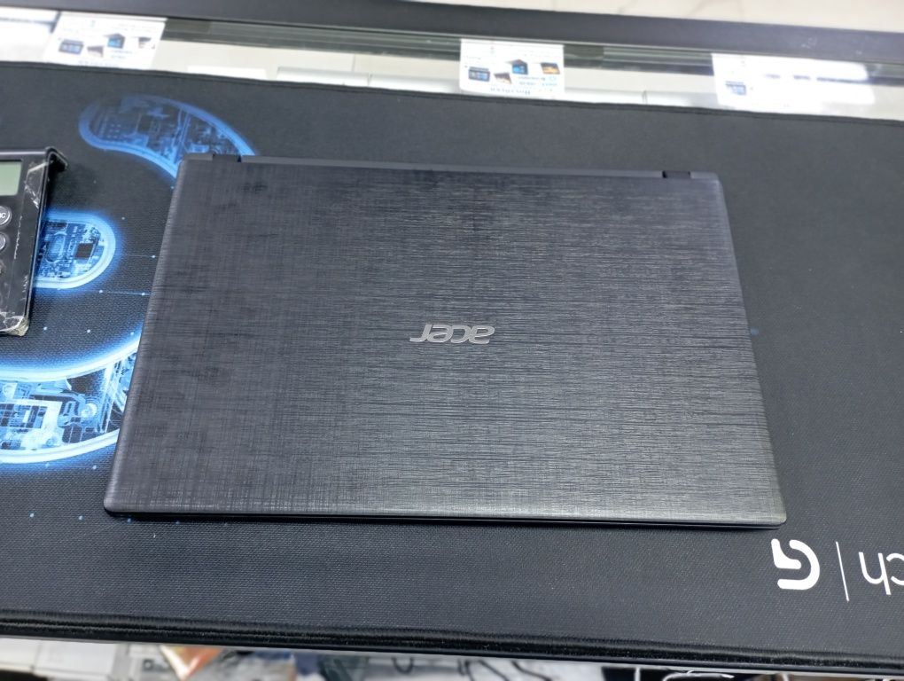 Ноутбук в идеальном состояние! Acer Intel Core i3-7th 4/500/128GB SSD