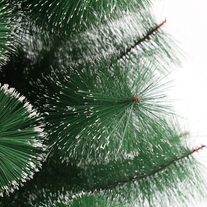 Гъста Коледна елха