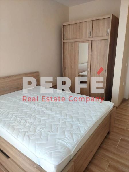 Дава се под наем Двустаен апартамент в Бургас, Изгрев - 80 кв.м за 561 € - Снимка #3