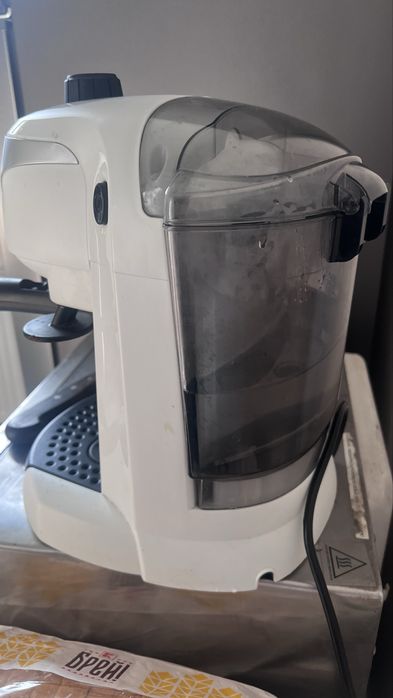 Delonghi Кафемашина