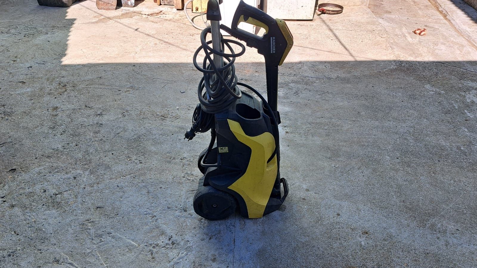 Aparat de spalat masini cu presiune Karcher K7