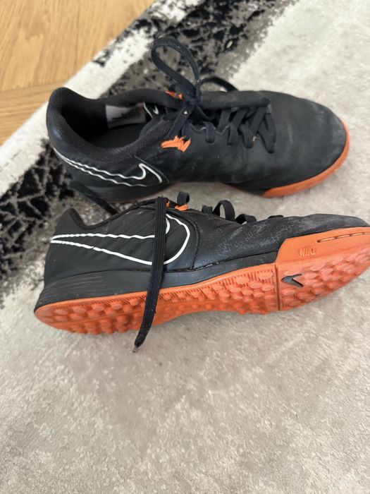 Pantofi de fotbal pentru copii