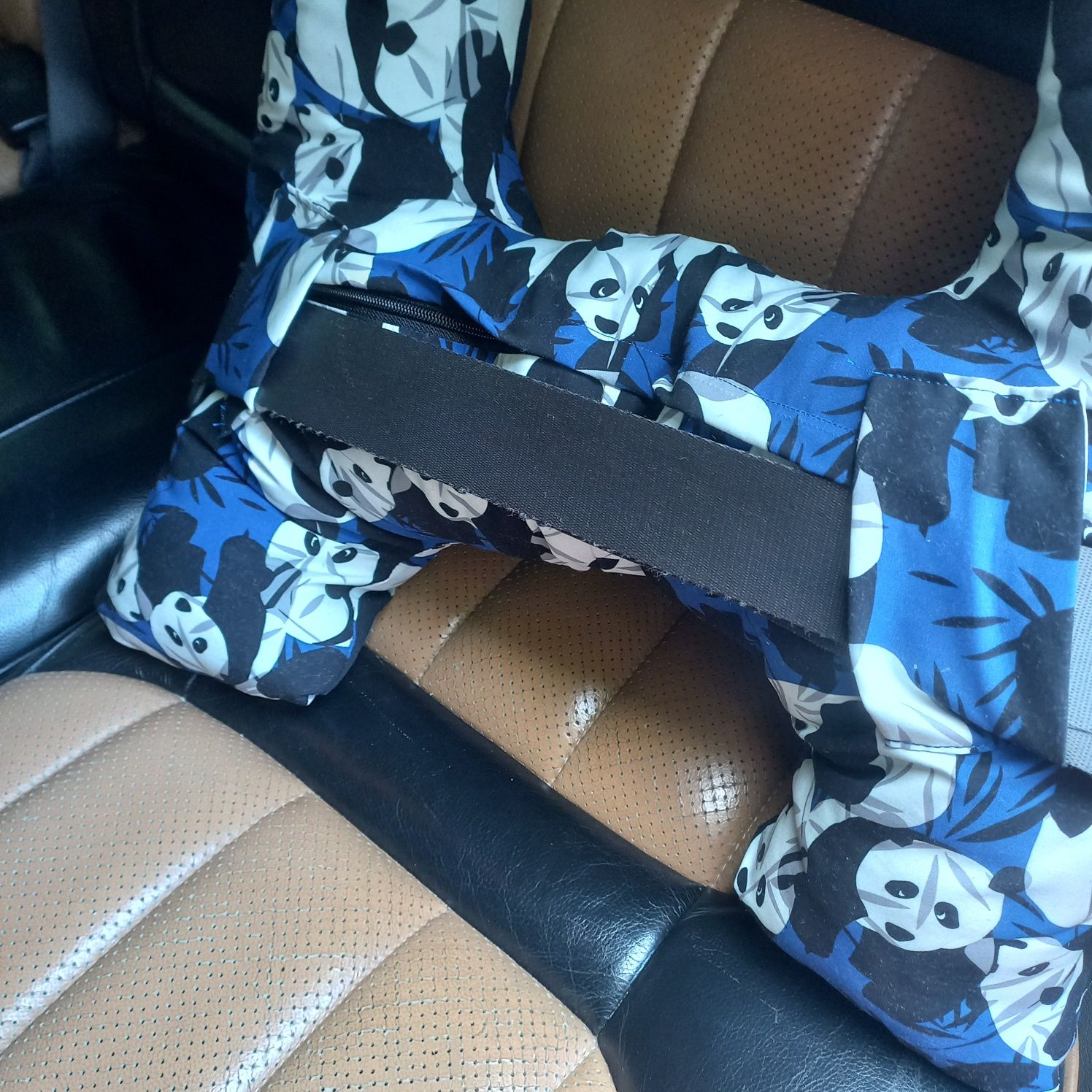 Фиксираща възглавница за кола за деца