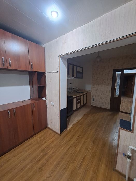 Продаю 3/3/5 на Юнусабаде-9, улучшен.Б-2х6