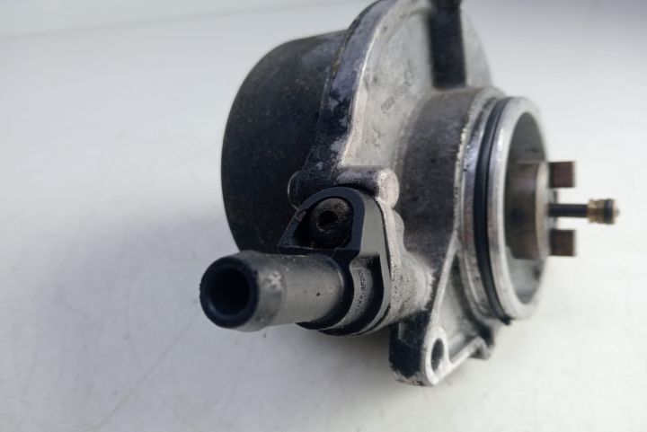 Pompa  vacuum 700906210 Audi A6 4F/C6