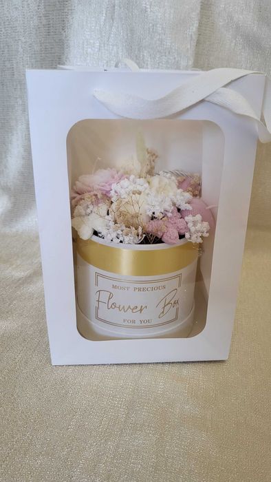 Ароматен букет от соеви свещи