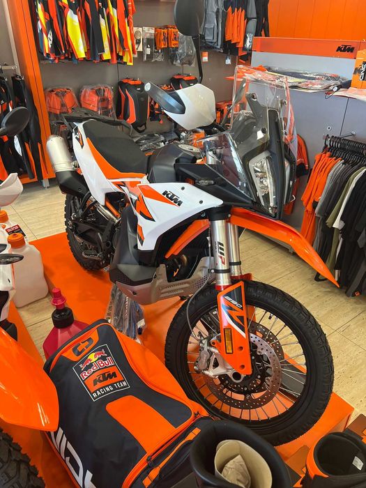 Motocicleta KTM 890 Adventure R '24