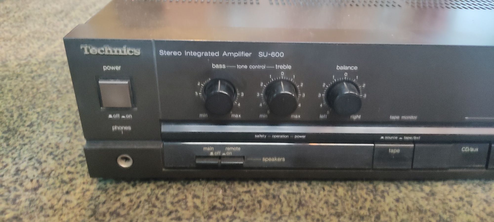 Vintage Amplificator Technics su-600 stereo putere 4×30 w  8 ohmi