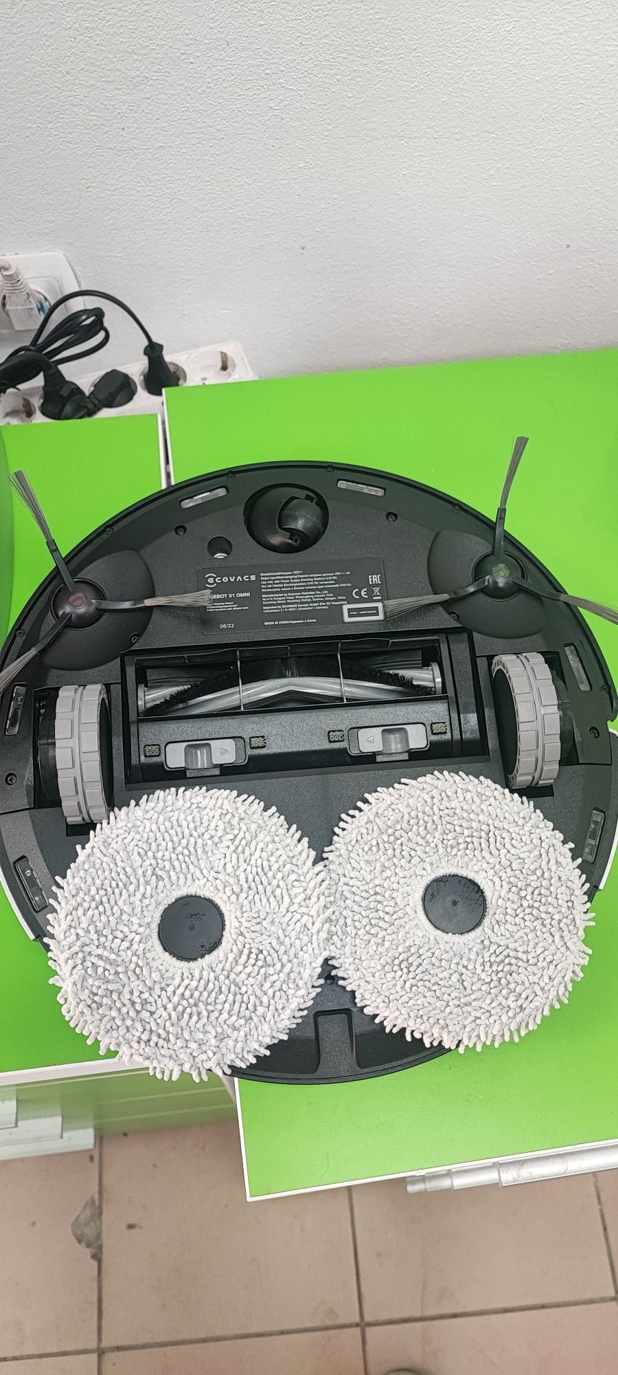 Robot aspirator Ecovacs Deebot X1 Omni