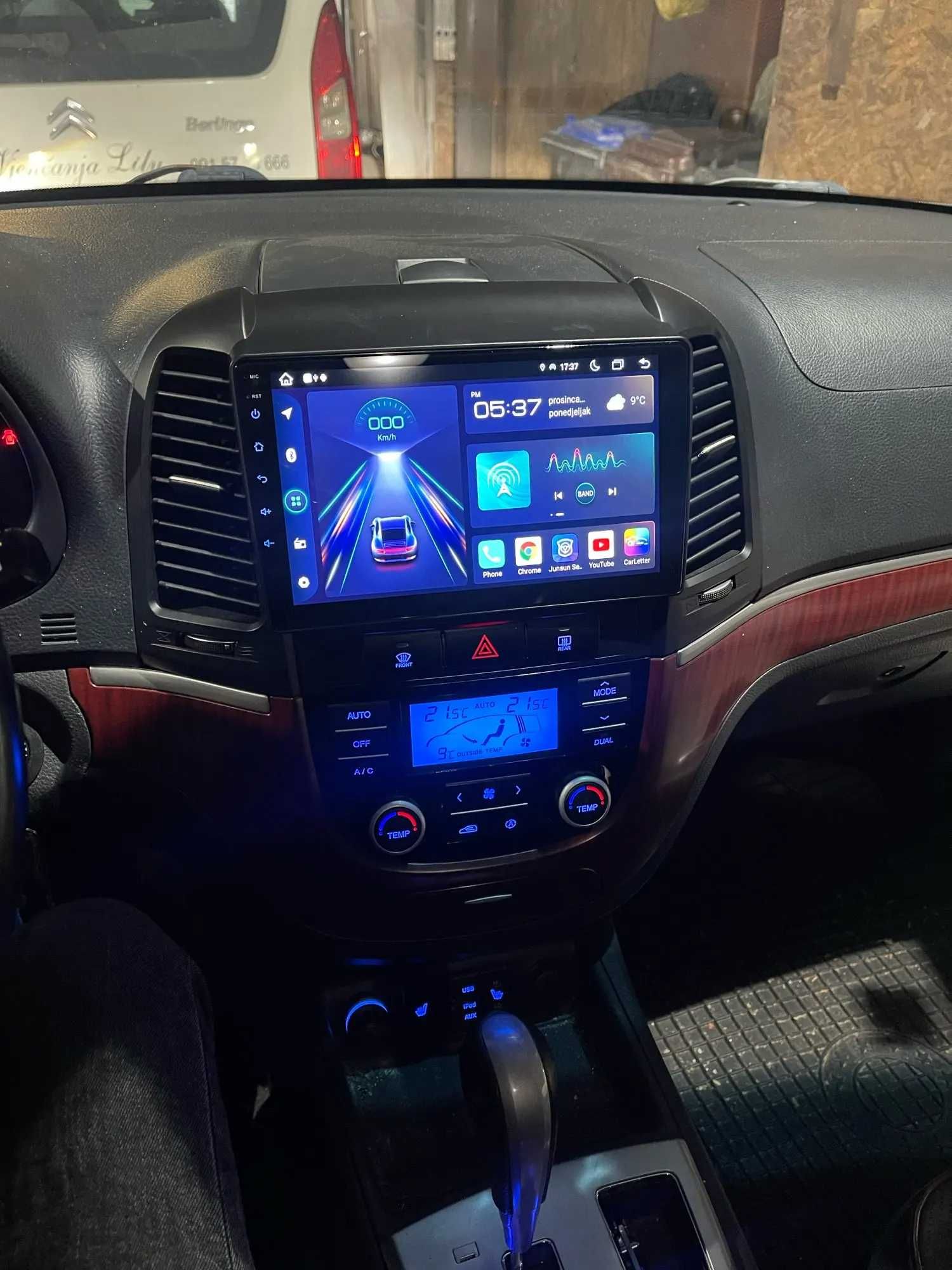Navigatie GPS Android 13 Hyundai Santa Fe 2 - QLed,Wi-FI,DSP,CarPlay