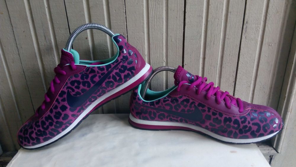 Оригинални маратонки''Nike Little Runner Print Suede''39 номер