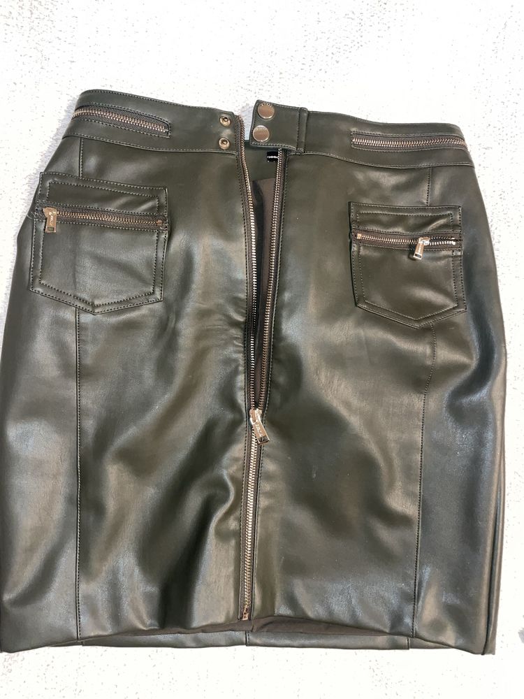 Продам юбку Guess