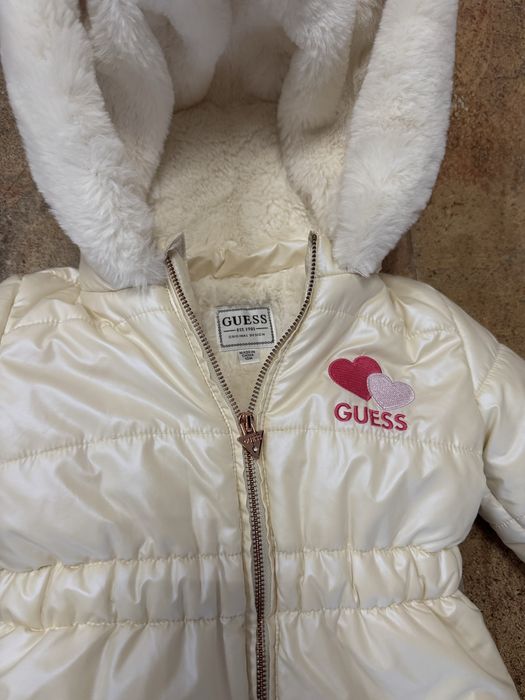 Бебешко яке Guess